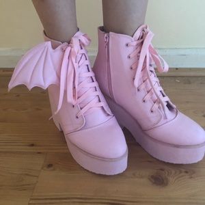 Iron Fist Bat Boots In Pink